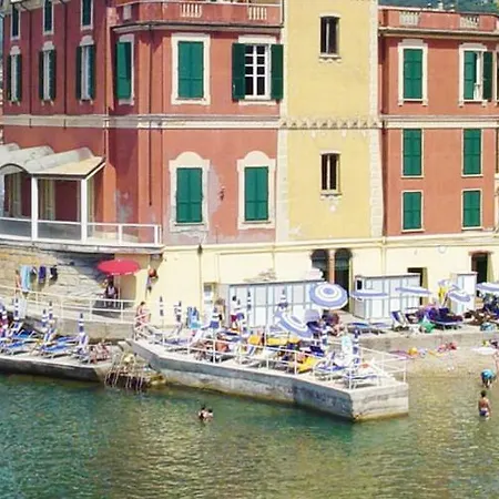 Im International 1 - Galleria Raggio 3/9